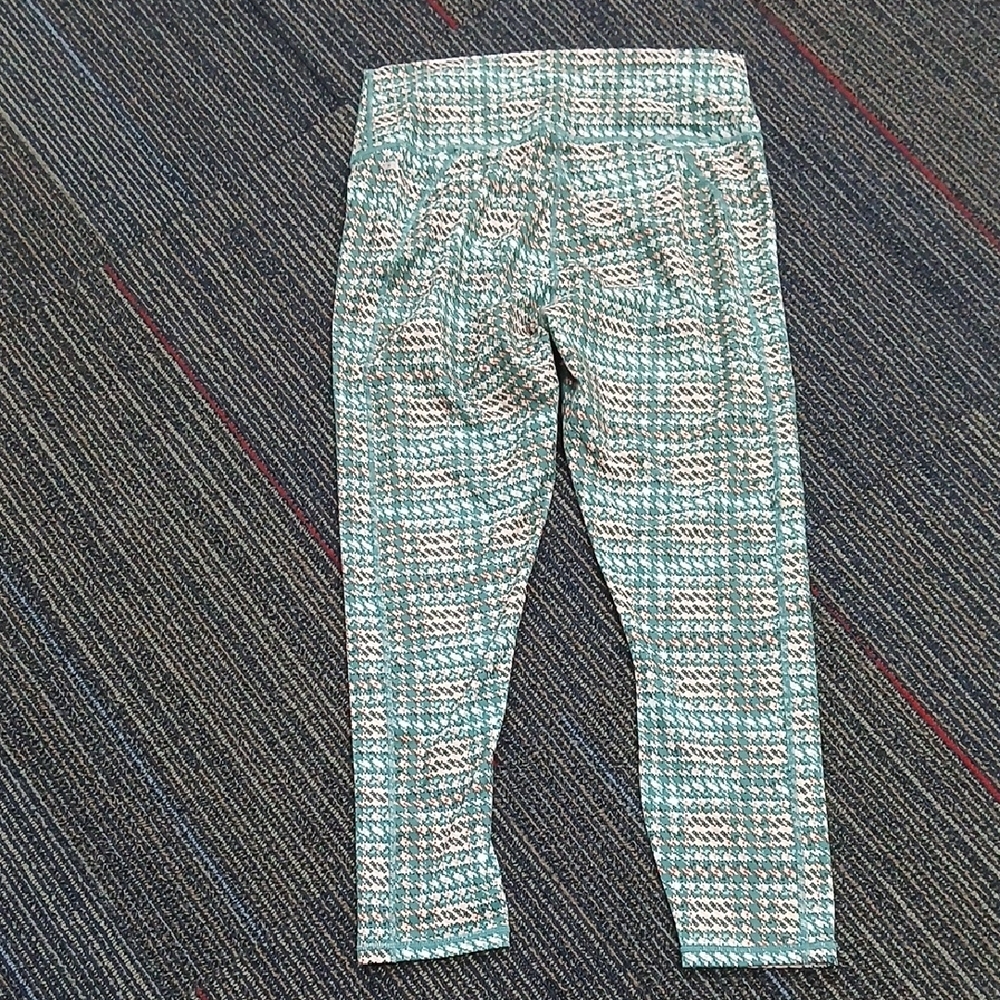 Fabletics RARE Green Plaid Houndstooth Print Legging Lg NWOT Holiday - Picture 8 of 8